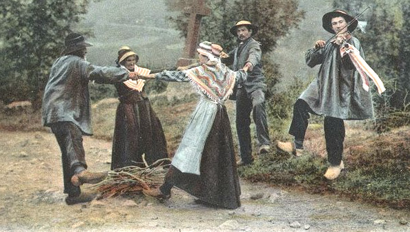 13. Les violoneux de l’Artense 13. Les violoneux de l’Artense