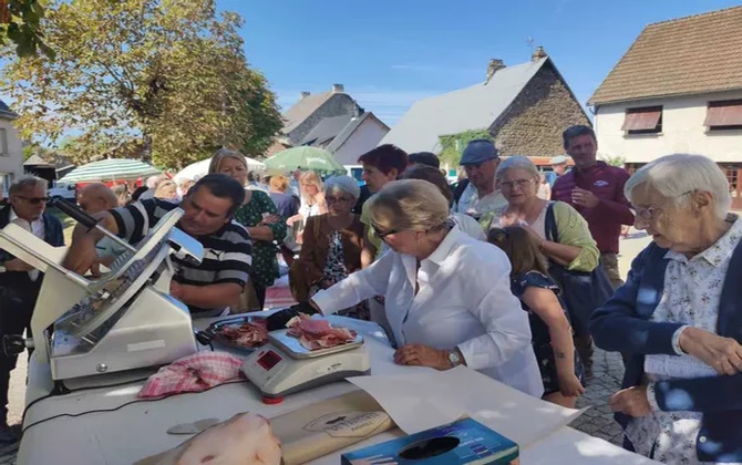 *Quand le Jambon du clocher propulse la petite Commune de Cros sous les feux de la rampe Médiatique